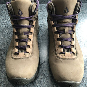 Vasque Women's Leather Waterproof Hiking Boot 9.5M